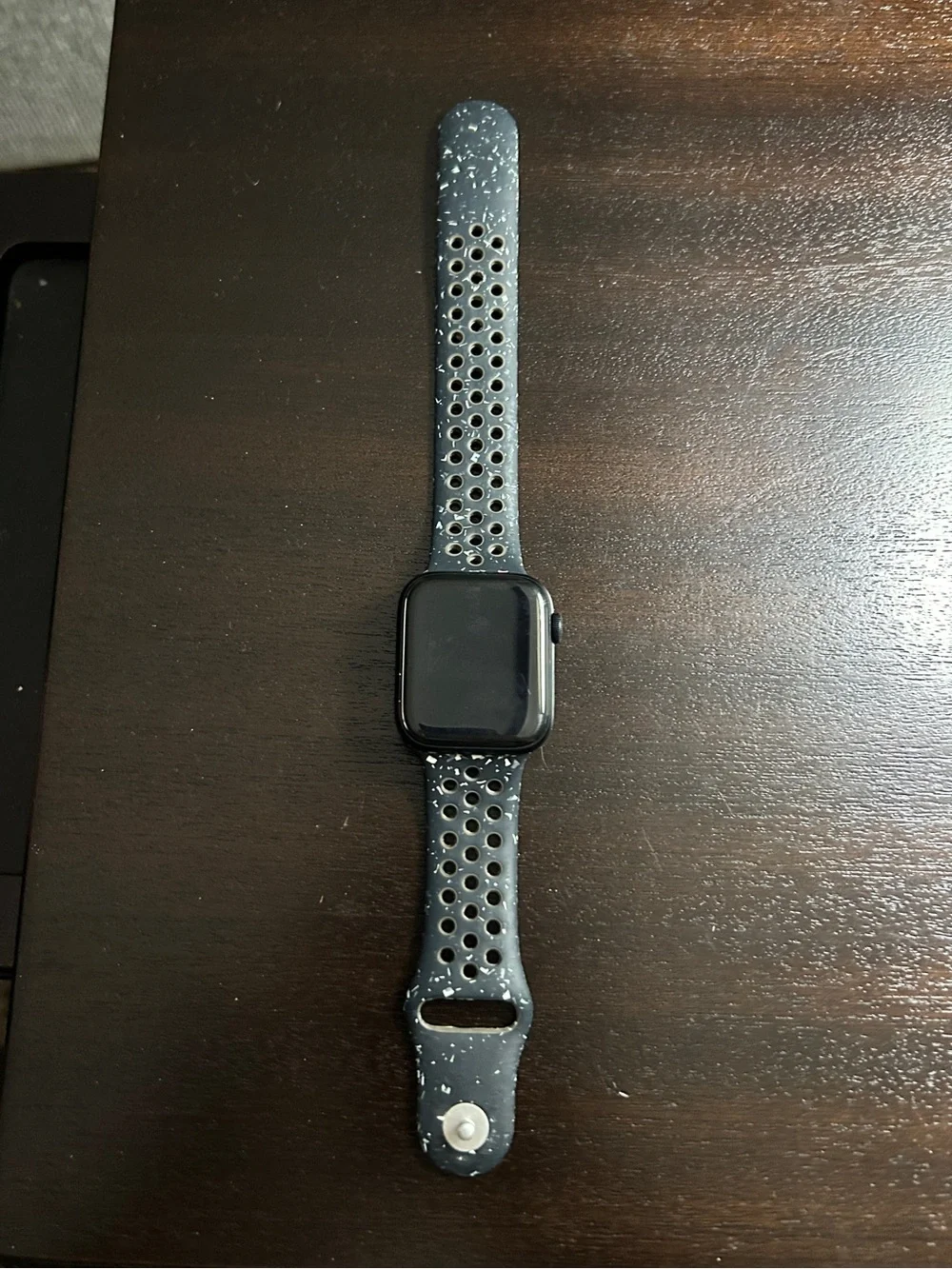 Apple Watch SE with Nike Wristband